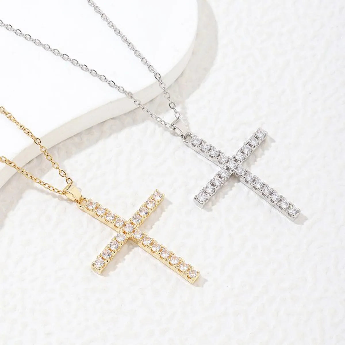 Wholesale Luxurious Cross Stainless Steel Plating Inlay 18k Gold Plated White Gold Plated Zircon Pendant Necklace