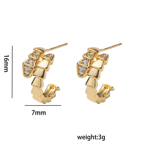 Wholesale Luxury 18K Gold Plated Snake Shape Diamond O Word Chain Necklace And Earrings Set For Women Made Of Environmentally Friendly Copper