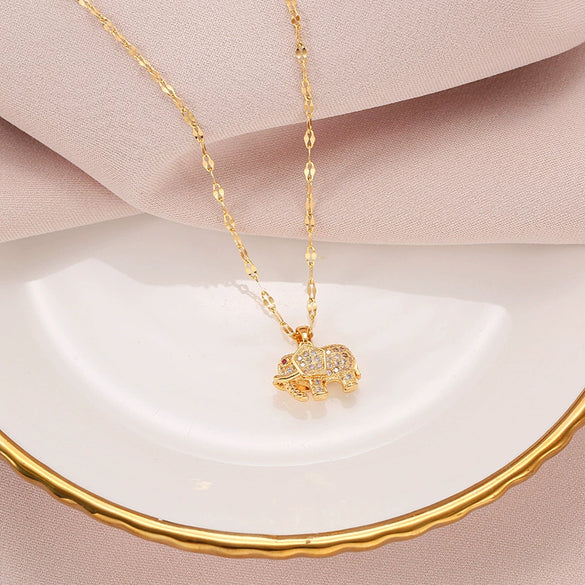 Wholesale Luxury Lucky Little Elephant Titanium Steel Necklace For Women With Elephant Pendant And Cross Chain Diamond Design