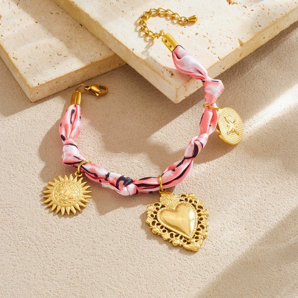 Wholesale Luxury Retro Diy Jewelry Set With Goldplated Stainless Steel Heart Water Drop Bell Pendant For Women