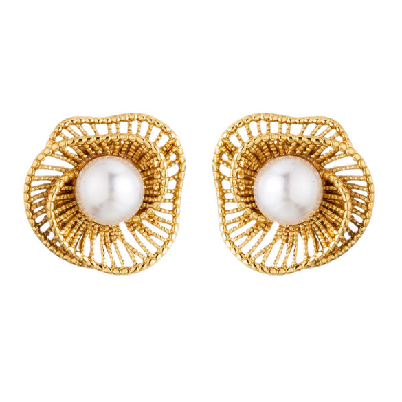 Wholesale Maillard Style Stainless Steel Electroplated Real Gold Plated Flower Letter Number Text Shaped Earrings For Unisex