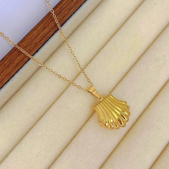 Wholesale Marine Series Titanium Steel Three Dimensional Hollow Shell Pendant Necklace And Bracelet Jewelry Set For Women With Electroplating Animal And Zodiac Shape