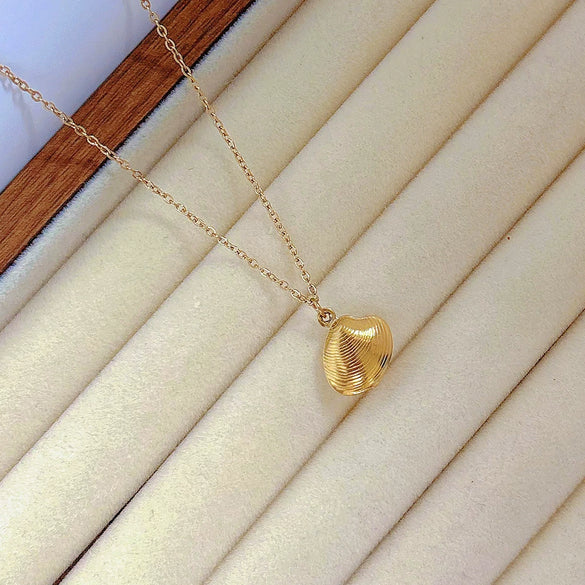 Wholesale Marine Series Titanium Steel Three Dimensional Hollow Shell Pendant Necklace And Bracelet Jewelry Set For Women With Electroplating Animal And Zodiac Shape