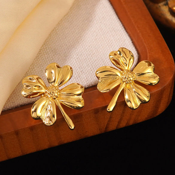 Wholesale Medieval Style Stamped Stainless Steel Flower Earrings For Women