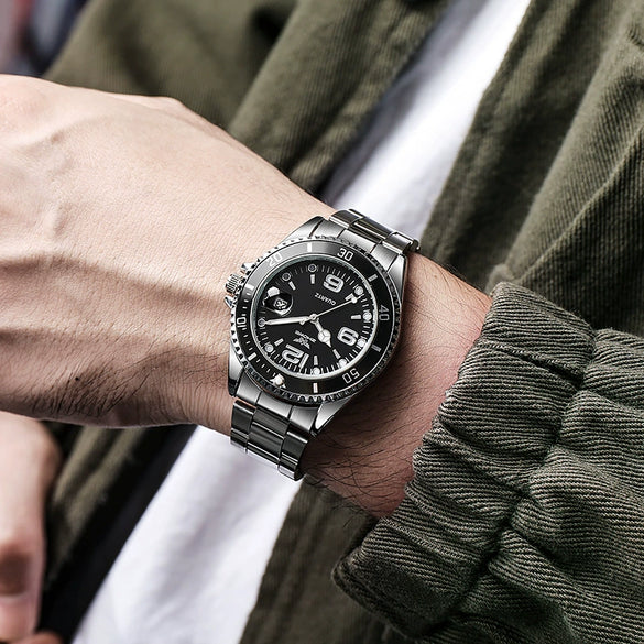 Wholesale Men's Business Watch Alloy Material Round Shape Simple Design Luminous