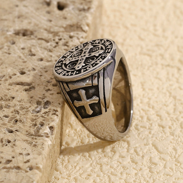 Wholesale Men's Fashion Geometric Stainless Steel 18K Gold Plated Ring With Letter And Number Patterns