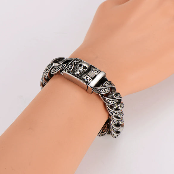 Wholesale Men's Handmade Distressed Geometric Stainless Steel Electroplated Wild Totem Bracelet Hand Jewelry