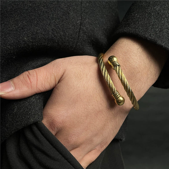 Wholesale Men's Open Titanium Steel Bracelet With Geometric Design And Electroplating Treatment