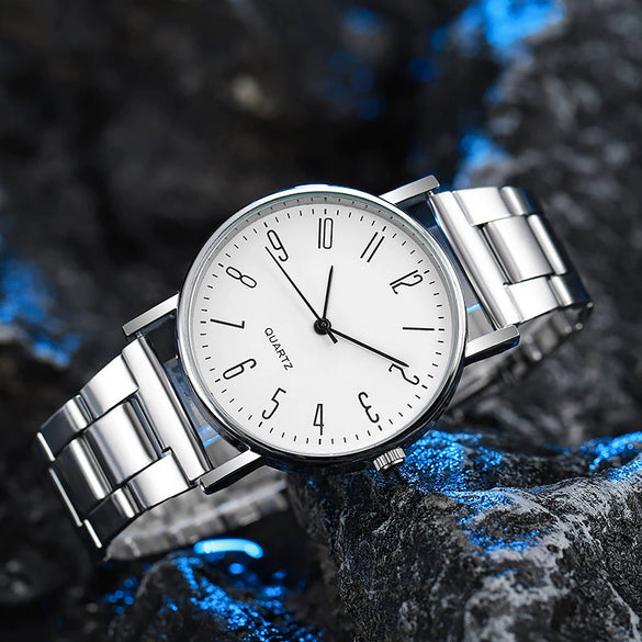 Wholesale Men's Simple Casual Quartz Watch With Stainless Steel Band And Round Dial Made Of Plastic Case And Alloy Buckle