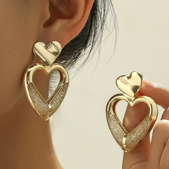 Wholesale Mesh Bag Rhinestone Hollow Heart Shaped Metal Gold Plated Earrings For Women