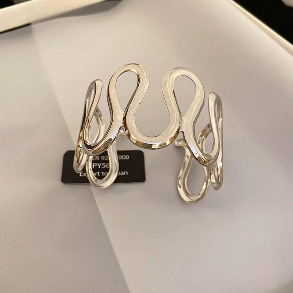 Wholesale Metal Bracelet With Geometric Style Electroplated For High End Feel Wide Edge Personality Exquisite Light Luxury Temperament
