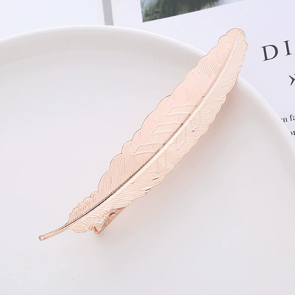 Wholesale Metal Duckbill Clip Hair Accessories With Exaggerated Style And Maple Leaf Design Electroplated