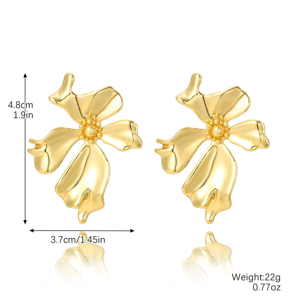 Wholesale Metal Earrings Zinc Alloy Simple Geometric Wave Drop Shape Electroplated For Women
