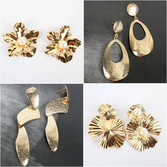 Wholesale Metal Flower Earrings Simple Retro Irregular Gold Plated For Women
