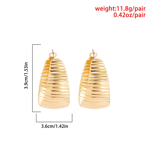 Wholesale Metal Geometric Cshaped Stud Earrings For Women Retro Hip Hop Style With Electroplating