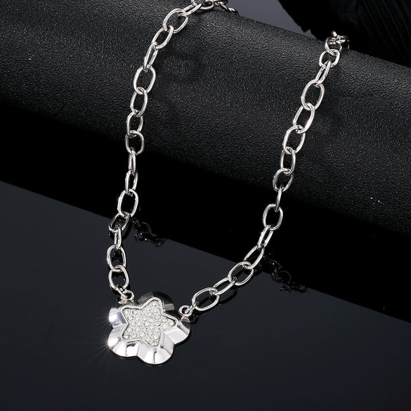 Wholesale Metal Geometric Flower Retro Necklace Pendant With Cross Chain For Women Electroplated