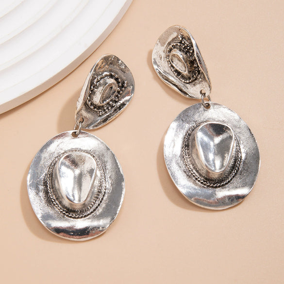 Wholesale Metal Geometric Pattern Stud Earrings For Women With Retro Style And Electroplating Treatment