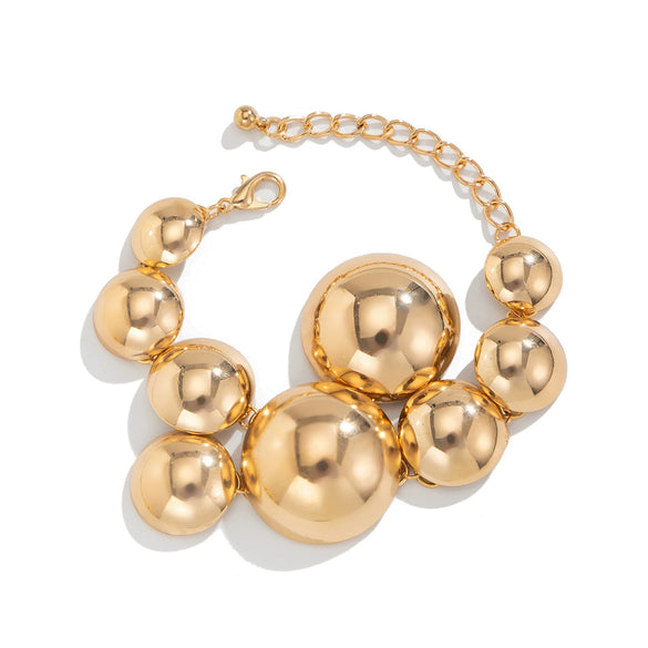 Wholesale Metal Geometric Pendant Necklace With Electroplating Treatment