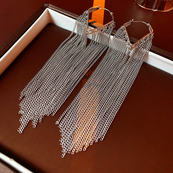 Wholesale Metal Geometric Tassel Long Earrings For Women Fashion Electroplated Light Luxury Highend Ear Accessories