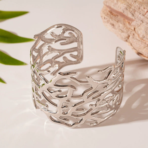 Wholesale Metal Irregular Geometric Opening Bracelet Electroplated Jewelry For Women
