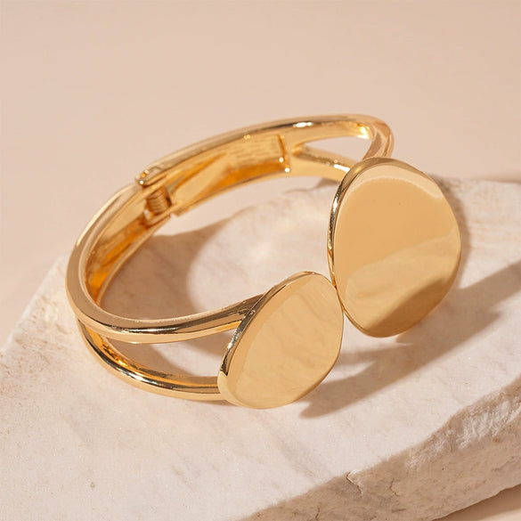 Wholesale Metal Irregular Geometric Opening Bracelet Electroplated Jewelry For Women