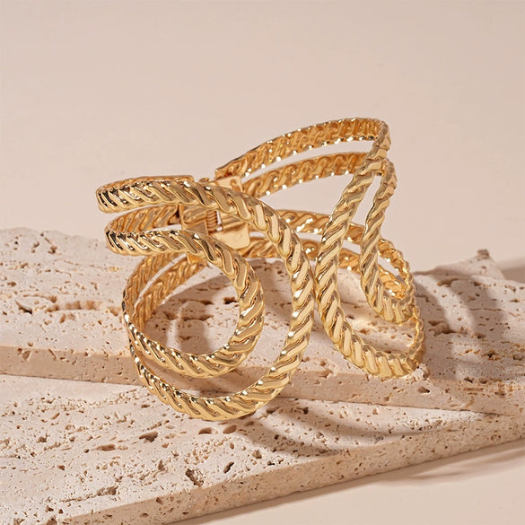 Wholesale Metal Irregular Geometric Opening Bracelet Electroplated Jewelry For Women