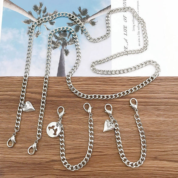 Wholesale Metal Jewelry Accessories Electroplated Love And Chain Pattern Mobile Phone Chain