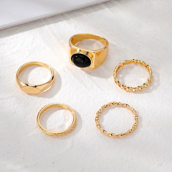 Wholesale Metal Retro Geometric Oval Finger Ring Set With Black Gemstone For Women