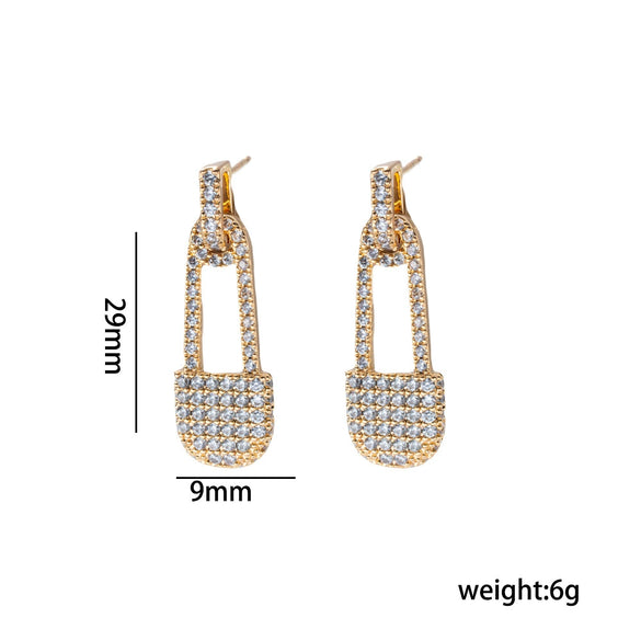 Wholesale Micropaved Zircon Accessories Set Light Luxury Geometric Style Copper O Word Chain Necklace And Earrings For Women And Unisex Vacuum Furnace Electroplated 18K