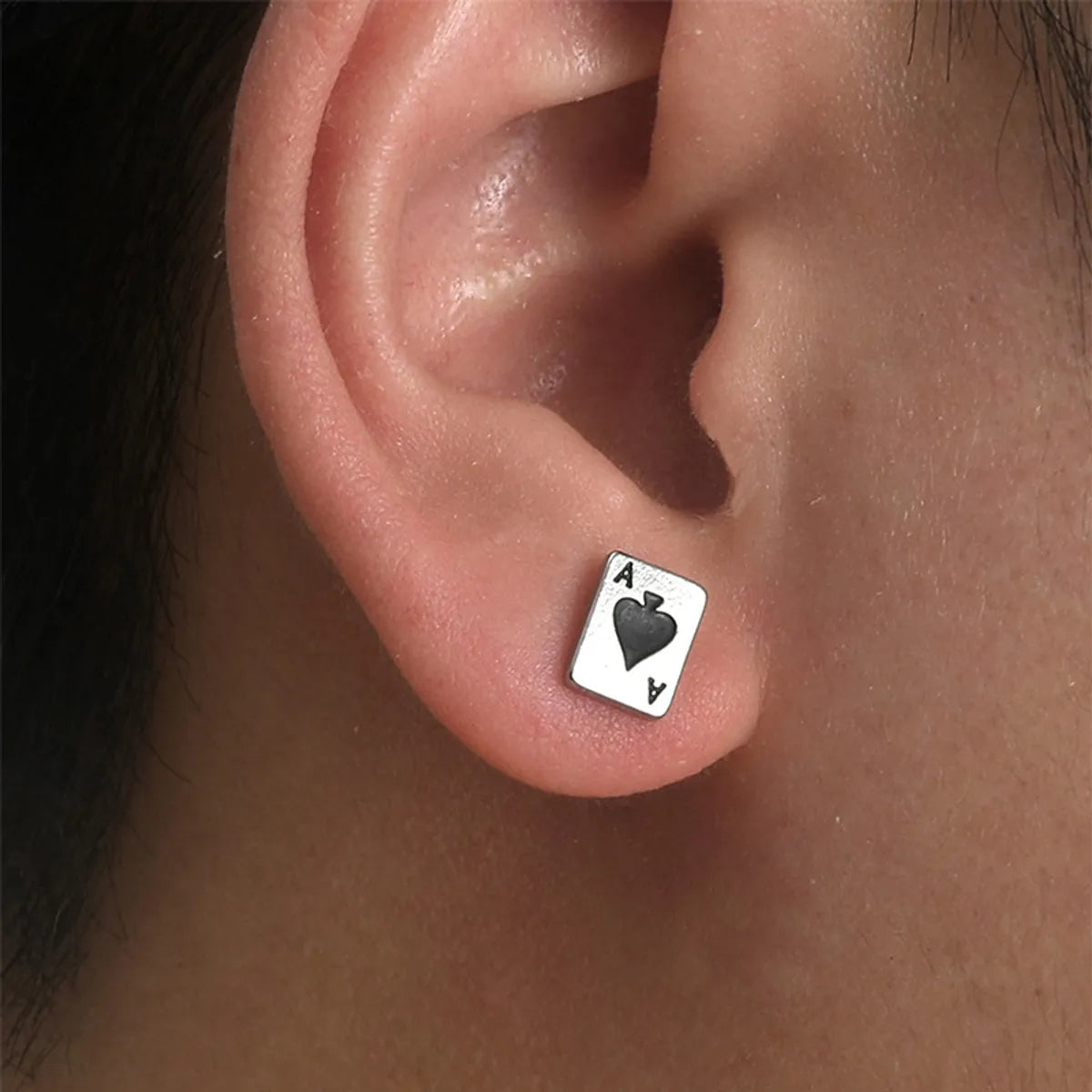 Retro Geometric Stainless Steel No Inlaid Earrings Ear Studs