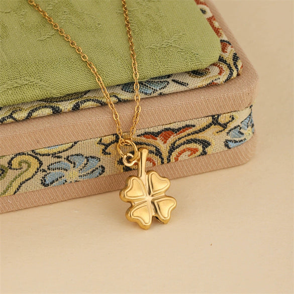 Wholesale Minimalist Asymmetrical Geometric Four Leaf Clover Pattern 18K Gold Electroplated Stainless Steel Pendant Cross Chain Necklace For Women
