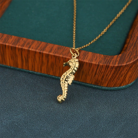 Wholesale Minimalist Geometric Electroplated 18K Gold Pendant Stainless Steel Cross Chain Seahorse Clavicle Necklace Jewelry For Women