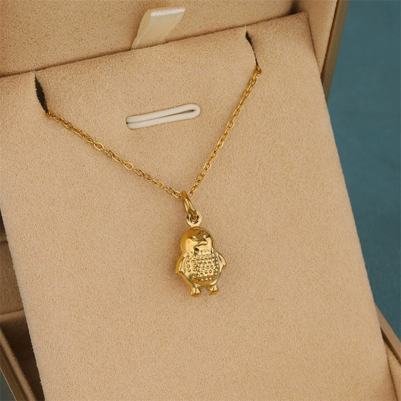 Wholesale Minimalist Geometric 18K Gold Electroplated Stainless Steel Penguin Pendant Necklace For Women