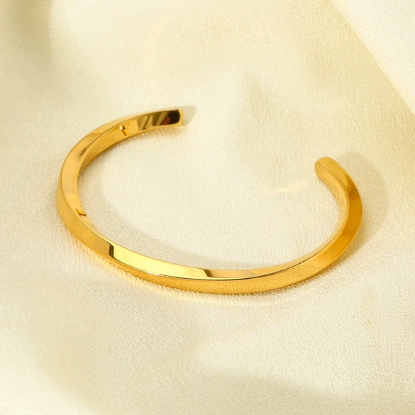 Wholesale Minimalist Geometric 18K Gold Plated Stainless Steel Open Bracelet For Women
