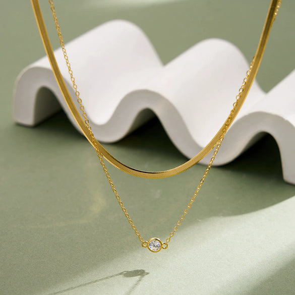 Wholesale Minimalist Geometric Silver Electroplated Cross Chain Multilayered Necklace For Women With Small Bar Pendant