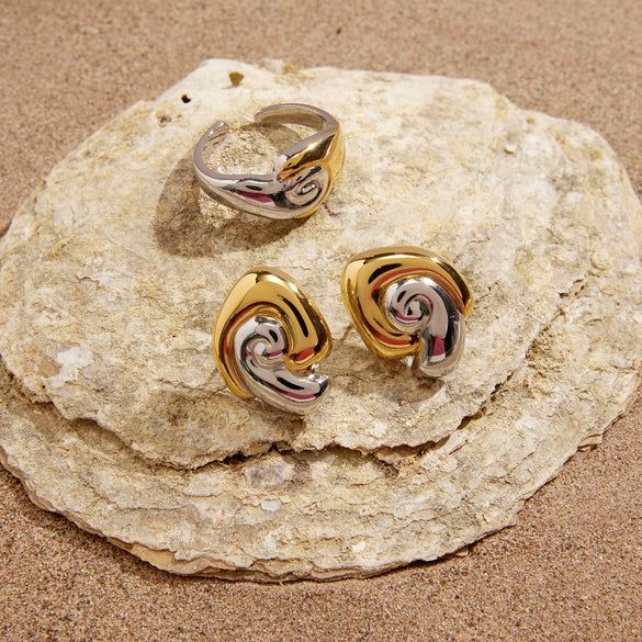 Wholesale Minimalist Marine Life Pattern Stainless Steel And Titanium Steel Electroplated Hand Jewelry And Earrings For Women