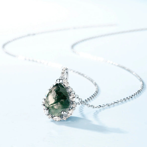 Wholesale Minimalist S925 Silver Drop Shape Aquatic Agate Pendant Clavicle Necklace Set With Diamonds For Female