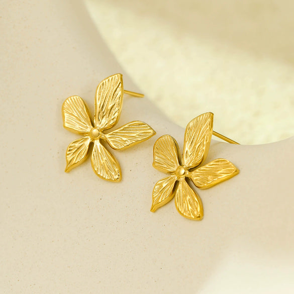 Wholesale Minimalist Small Flower Stainless Steel And 18K Gold Electroplated Earrings For Women