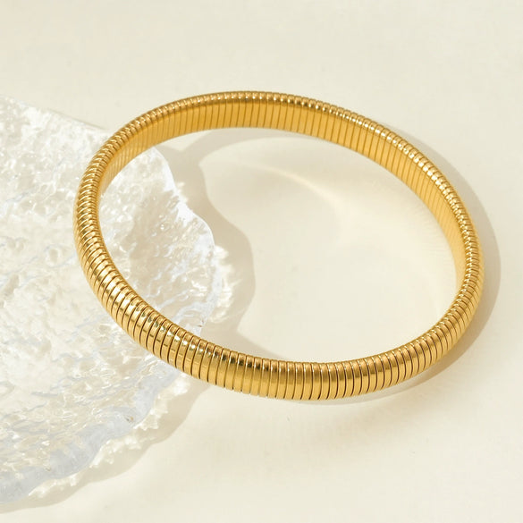 Wholesale Minimalist Snake Bone Stretchable Soft Bracelet Electroplated Titanium Steel With Vertical Stripe Design