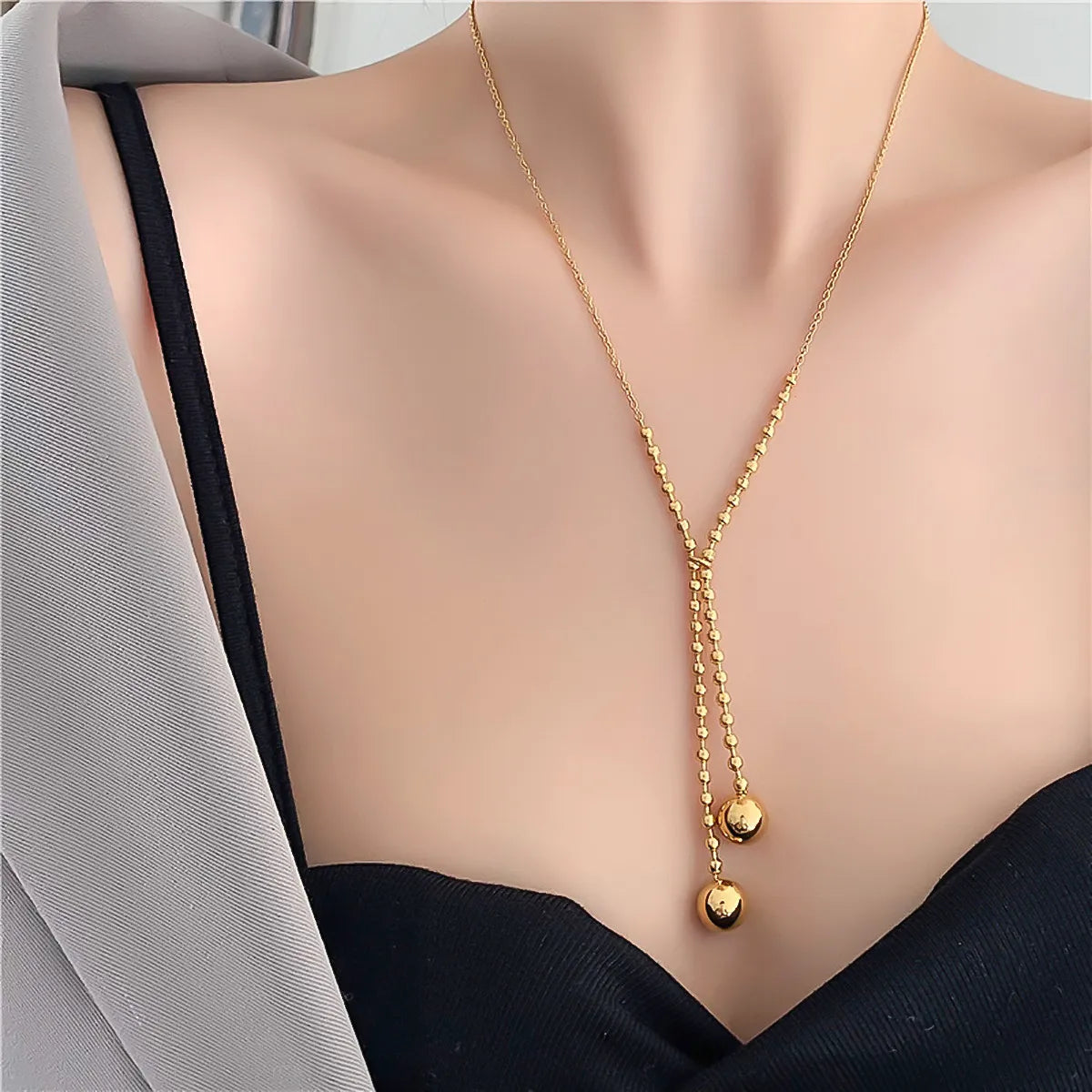 Modern Style Korean Style Round Dots Titanium Steel Plating 18k Gold Plated Pendant Necklace