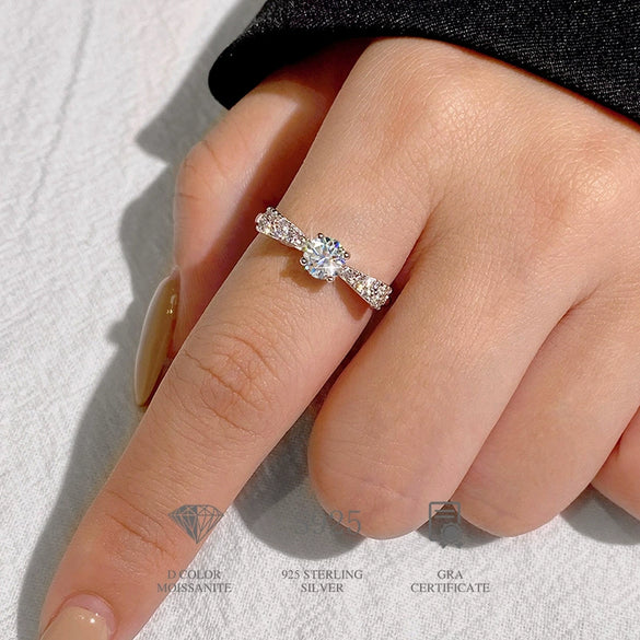 Wholesale Moissanite Bow Ring In S925 Sterling Silver With Four Claw Setting And Electroplating For Women