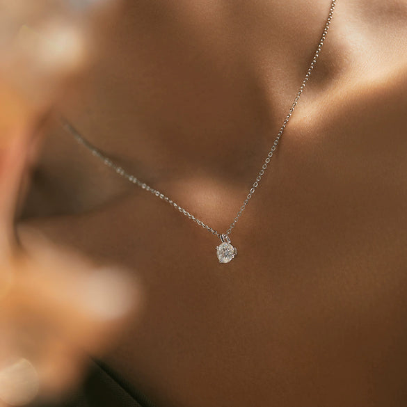 Wholesale Moissanite Necklace 925 Sterling Silver Geometric Style Seiko Women's Clavicle Chain