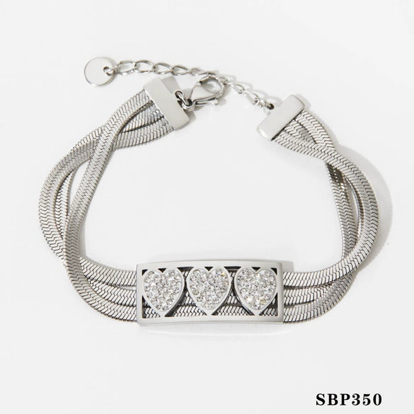 Wholesale Multi Layer Stainless Steel Love Themed Jewelry Suit With Vacuum Plated Clavicle Chain And Bracelet For Women
