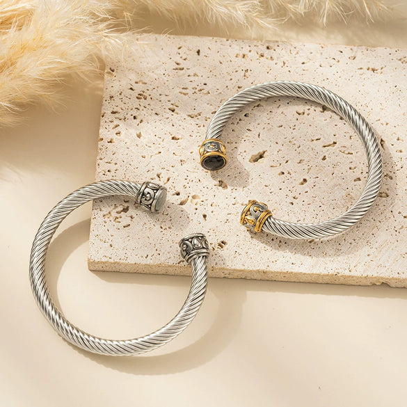 Wholesale Multicolor Titanium Steel And Stainless Steel Electroplated Twist Room Gold Bracelet Cable Bracelet With Personality Style