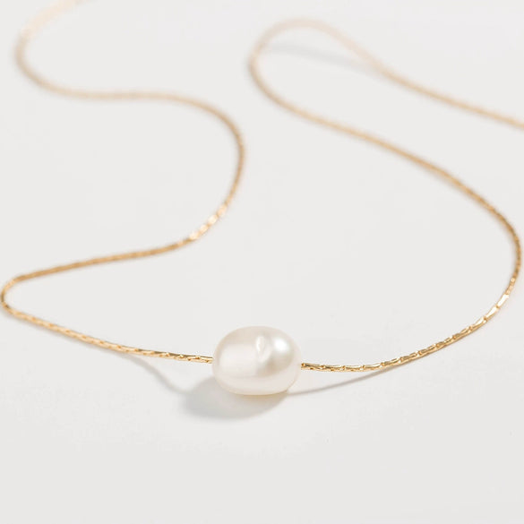Wholesale Multilayer Ladies Natural Freshwater Pearl Card Neck Chain With Geometric Pattern Alloy 18K Gold Electroplated Bamboo Chain Necklace