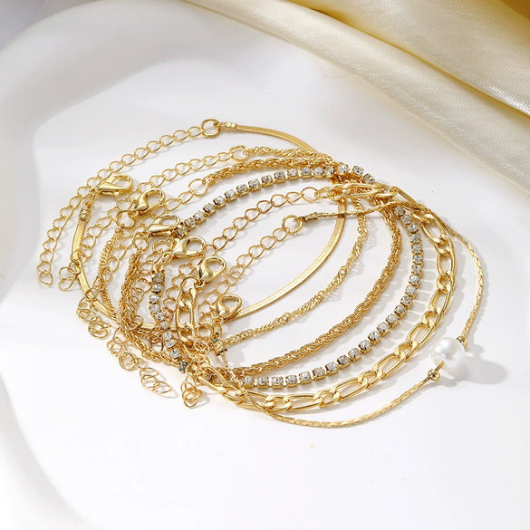 Wholesale Multilayer Twist Chain Snake Bone Chain Bracelet Set Alloy Geometric Pattern Inlaid Rhinestone Pearl For Women
