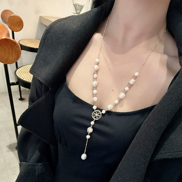 Wholesale Natural Baroque Pearl Long Sweater Chain With Geometric Pattern For Women Retro Beaded Clavicle Chain Jewelry