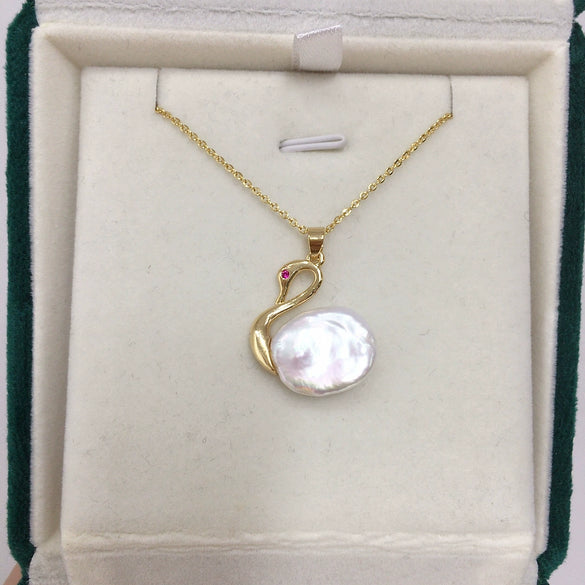 Wholesale Natural Freshwater Pearl Baroque Beads Swan Pendant Necklace With Copper Accessories