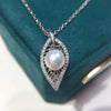 Wholesale Natural Freshwater Pearl Necklace With Copper Plated Gold Leaf Pendant Flat Round And Steamed Bread Round Pearl Boutique Craft