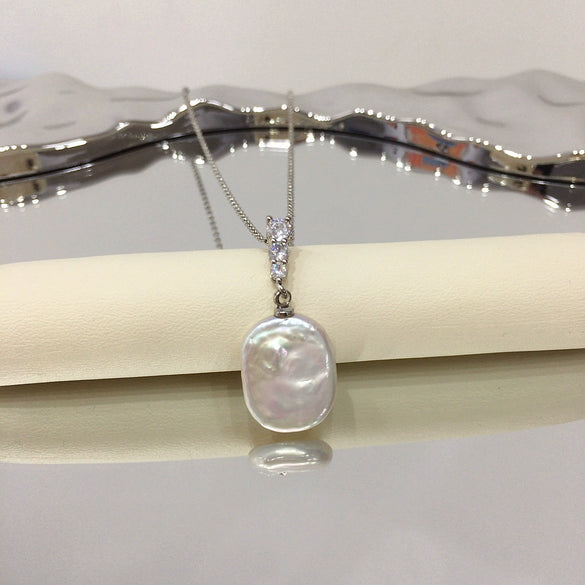 Wholesale Natural Freshwater Pearl Necklace With Square Baroque Pearl Pendant And Copper Accessories In Minimalist Style